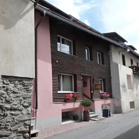 Apartment Runatsch *